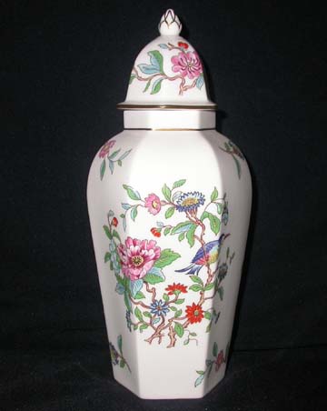 Aynsley Pembroke Vase With Lid