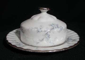 Royal Albert Brides Choice Butter Dish - Covered - Round Base