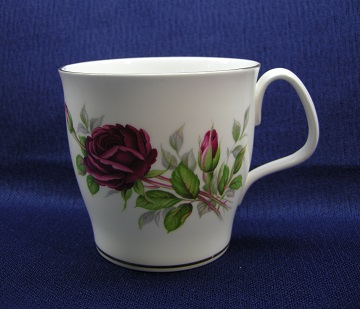 Royal Albert Royal Canadian Rose Mug