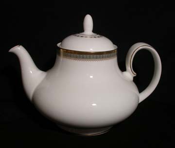 Royal Doulton Clarendon H4993 Tea Pot & Lid - Large
