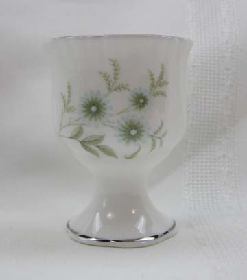 Paragon Debutante Egg Cup