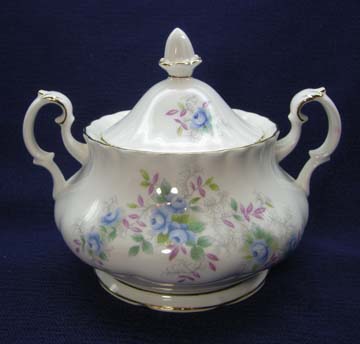 Royal Albert Blue Blossom Sugar Bowl & Lid