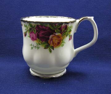 Royal Albert Old Country Roses - Made In England Mug