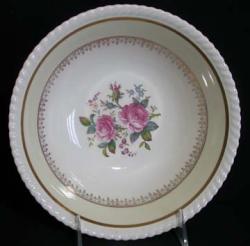 Johnson Brothers Old English - Yellow/Cream/Roses Vegetable/Fruit Bowl