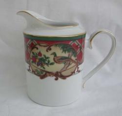 Noritake Royal Hunt #3930 Creamer