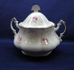Royal Albert Bridal Lace Sugar Bowl & Lid