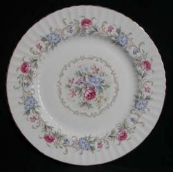 Paragon Chatelaine - Scalloped Edge Plate - Dinner