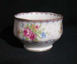 Royal Albert Petit Point Sugar Bowl - Small/Open