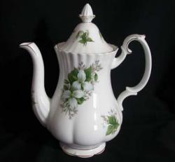 Royal Albert Trillium Coffee Pot & Lid - Large