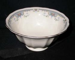 Royal Doulton Juliet  H5077 Pedestal Serving Bowl