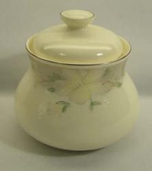 Royal Doulton Kathleen  H5091 Sugar Bowl & Lid