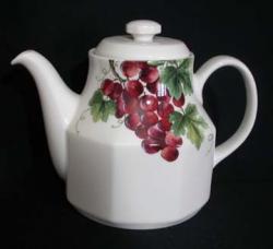 Royal Doulton Vintage Grape TC1193 Teapot & Lid