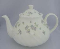 Wedgwood April Flowers Tea Pot & Lid - Large