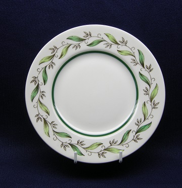 Royal Doulton Almond Willow D6373 Plate - Luncheon