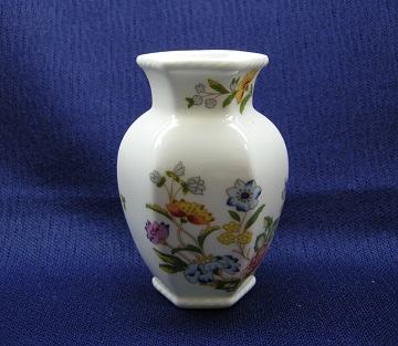 Aynsley Cottage Garden Urn Bud Vase