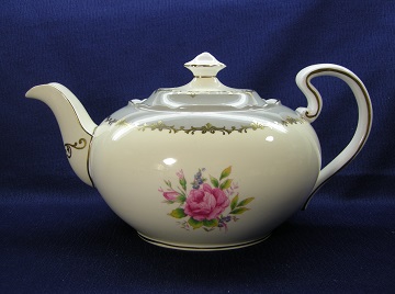 Aynsley Lancaster Tea Pot & Lid - Large