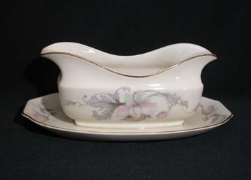 Epiag Pastelle - Pattern # 6038 Gravy Boat & Attached Underplate