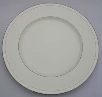 Noritake Aria Platinum  7995 Plate - Salad