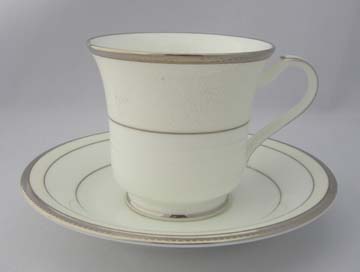 Noritake Champagne Pearls  4811 Cup & Saucer