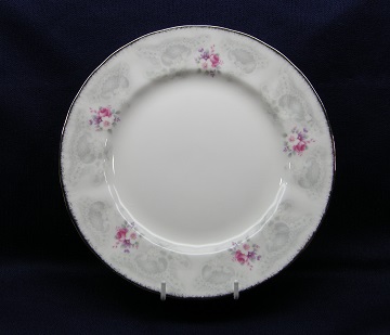 Paragon Bridal Lace Plate - Salad