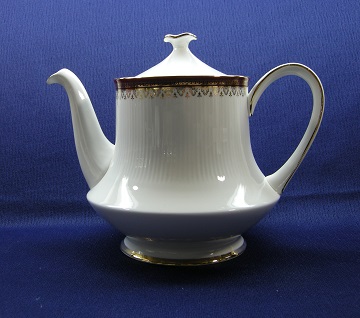 Paragon Holyrood - Red Tea Pot & Lid - Large