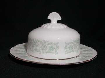 Paragon Melanie Butter Dish - Covered - Round Base