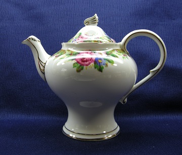 Paragon Tapestry Rose Mini Teapot