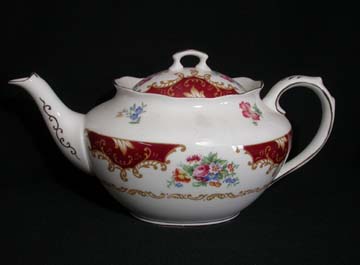 Royal Albert Canterbury Tea Pot & Lid - Large