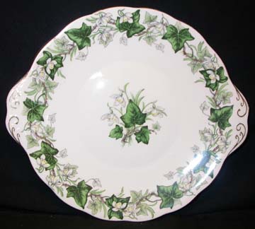 Royal Albert Ivy Lea Plate - Cake/Handled