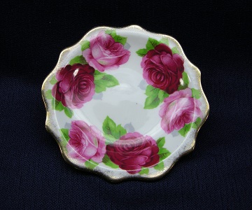 Royal Albert Old English Rose Dish