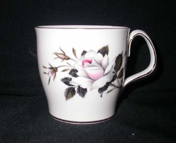 Royal Albert Queens Messenger Mug