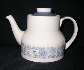 Royal Doulton Cranbourne Tea Pot & Lid - Small