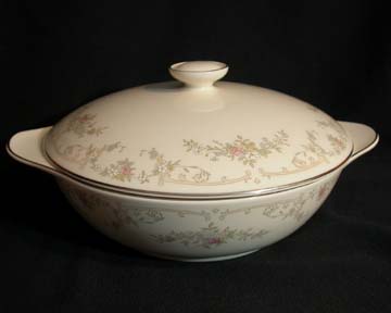 Royal Doulton Diana - The Romance Collection - H5079 Vegetable Bowl - Covered