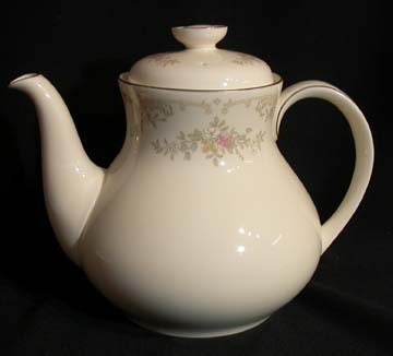 Royal Doulton Diana - The Romance Collection - H5079 Teapot & Lid