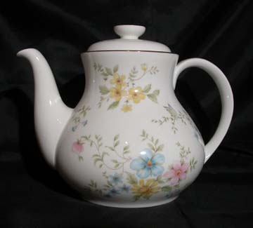 Royal Doulton Elegy H5044 Tea Pot & Lid - Large