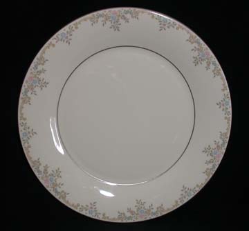 Royal Doulton Giselle H5086 Plate - Dinner