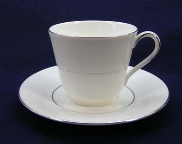 Royal Doulton Lace Point H5000 Cup & Saucer