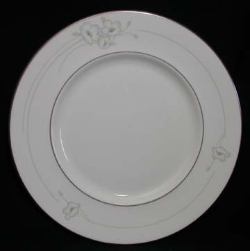 Royal Doulton Mystique H5903 Plate - Dinner