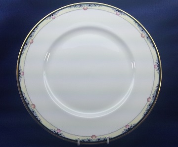 Royal Doulton Rhodes  H5099 Plate - Dinner