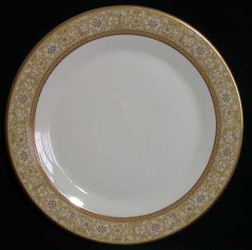 Royal Doulton Woodside H5029 Plate - Dinner