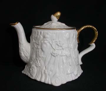 Royal Stafford Old English Oak Tea Pot & Lid - Small