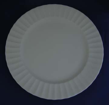 Royal Worcester Warmstry - White Plate - Dinner