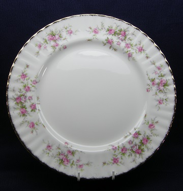 Royal Albert Victoriana Rose Plate - Dinner